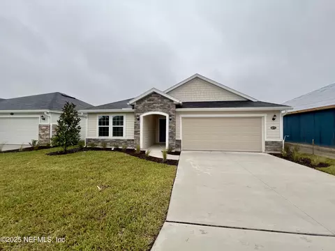 8273 Hawkes Mdw Dr, Jacksonville, FL 32219