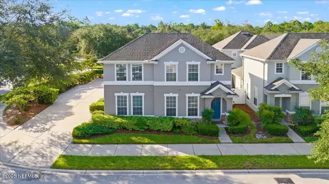 5894 Parkstone Crossing Dr, Jacksonville, FL 32258