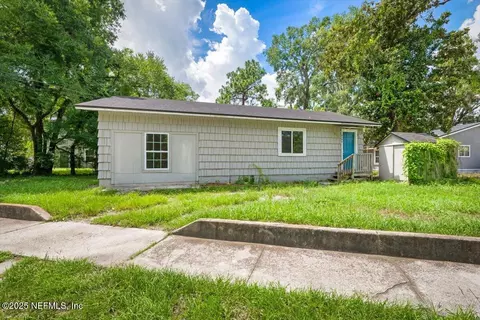 9742 Highland Ave N, Jacksonville, FL 32208