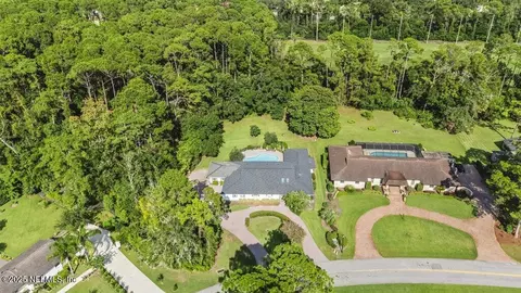 10127 Golf Club Dr, Jacksonville, FL 32256