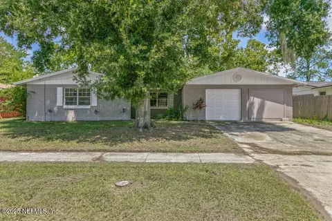 489 Clermont Ave S, Orange Park, FL 32073