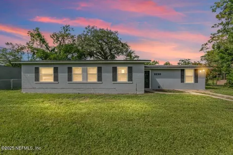 2230 Forest Hills Rd, Jacksonville, FL 32208