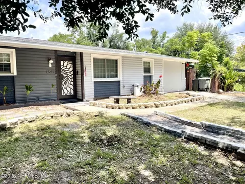 7641 Rolling Hills Dr, Jacksonville, FL 32221
