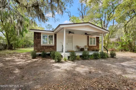 3520 Bessent Rd, Jacksonville, FL 32218