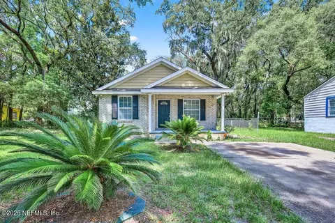 1928 Brackland St, Jacksonville, FL 32206