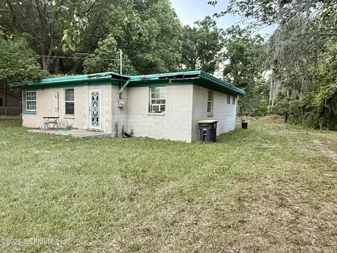 3221 Hickorynut St, Jacksonville, FL 32208