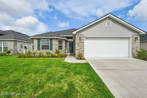 8173 Helmsley Blvd, Jacksonville, FL 32219