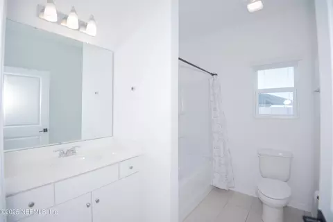Bath - 192 Barbosa Trl, Saint Augustine, FL 32095 photo 1 of 4