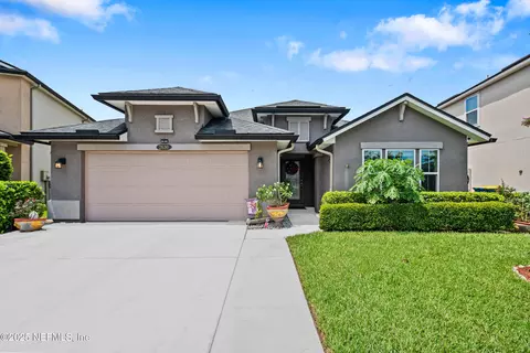 2630 Salt Lake Dr, Jacksonville, FL 32211