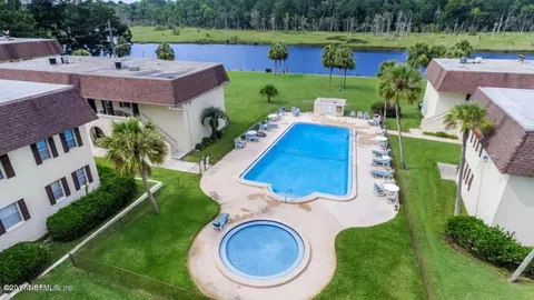 7346 El Barco Rd #8, Jacksonville, FL 32216