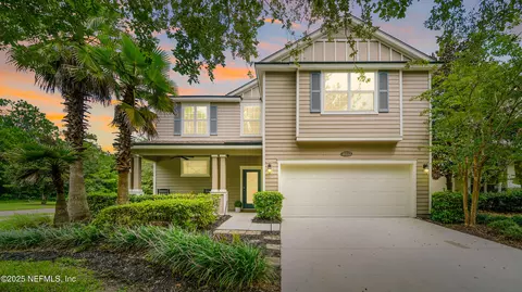 16333 Hunters Hollow Trl, Jacksonville, FL 32218