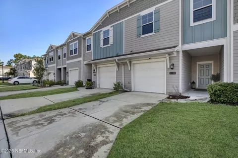 1311 Salt Ridge Ave, Jacksonville, FL 32218