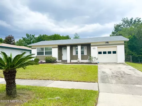 6247 Checkmate Ln, Jacksonville, FL 32244