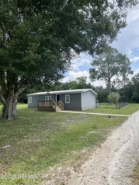 4336 NW 216th St, Lawtey, FL 32058