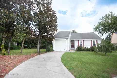 8178 Libra Ct, Jacksonville, FL 32216