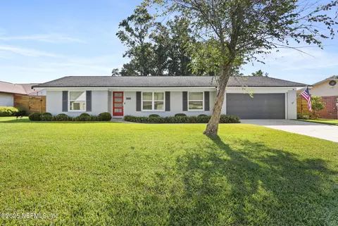 2205 Gabriel Dr, Orange Park, FL 32073