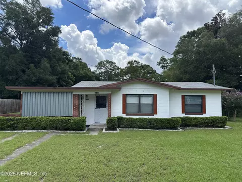 9730 Fraser Rd, Jacksonville, FL 32246