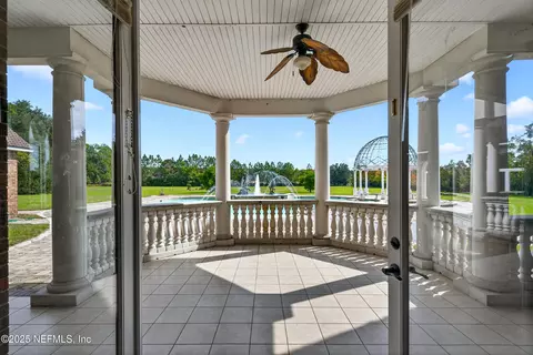 Exterior - 45500 Stratton Rd, Callahan, FL 32011 photo 9 of 12