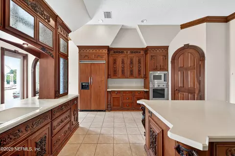 Kitchen - 45500 Stratton Rd, Callahan, FL 32011 photo 3 of 3