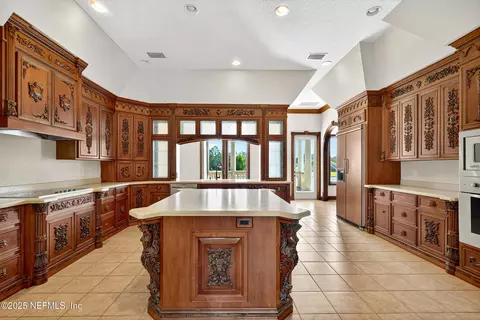 Kitchen - 45500 Stratton Rd, Callahan, FL 32011 photo 1 of 3