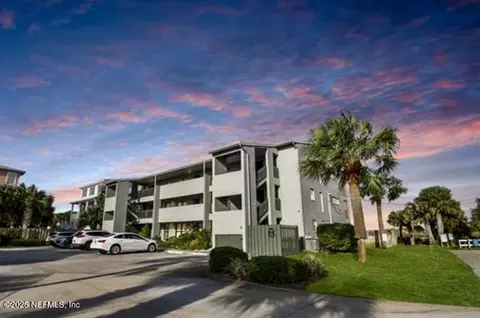 2 E St #7, Saint Augustine Beach, FL 32080