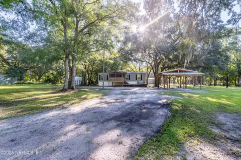 7236 SE 163rd Ln, Lake Butler, FL 32054