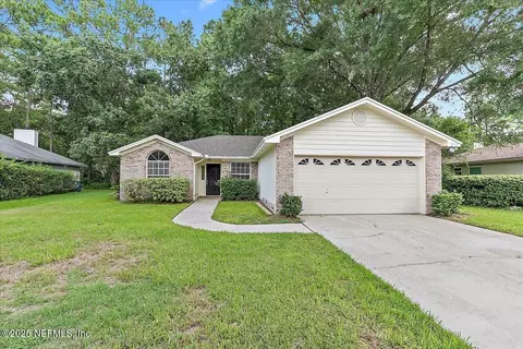 2175 E Hovington Cir, Jacksonville, FL 32246