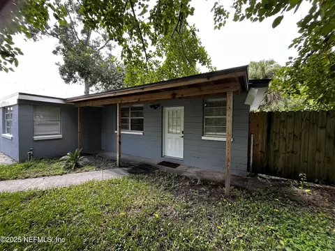 8608 2nd Ave, Jacksonville, FL 32208