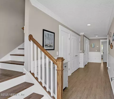 1827 1st St S, Jacksonville Beach, FL 32250