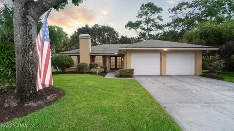86 Sanchez Dr E, Ponte Vedra Beach, FL 32082
