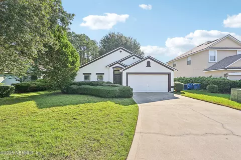 13617 Devan Lee Dr E, Jacksonville, FL 32226