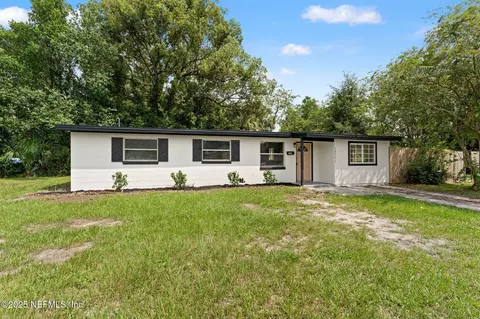10551 Conrad Dr, Jacksonville, FL 32218