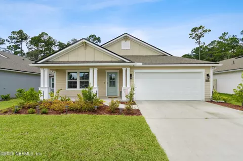 65688 Edgewater Dr, Yulee, FL 32097
