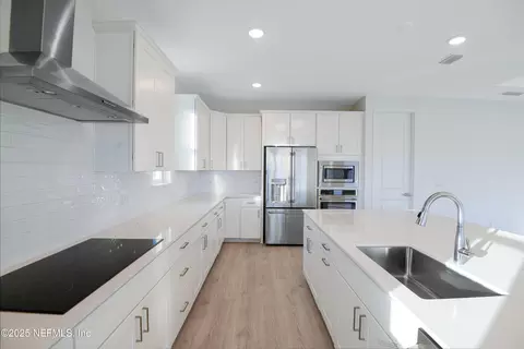 179 Adalyn Ave, Saint Augustine, FL 32086 photo 9