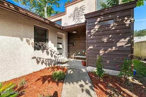 1561 Arcadia Dr, Jacksonville, FL 32207