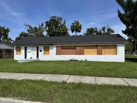 1001 16th St, Palatka, FL 32177