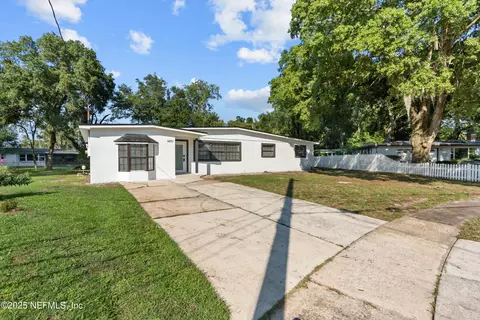 6651 Haslett Dr N, Jacksonville, FL 32277