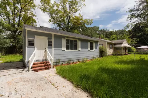 2325 Westbrook Cir N, Jacksonville, FL 32209