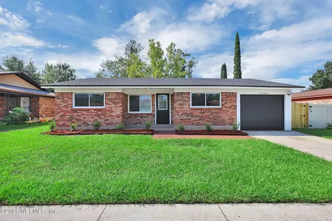 4400 Bedivere Rd, Jacksonville, FL 32208