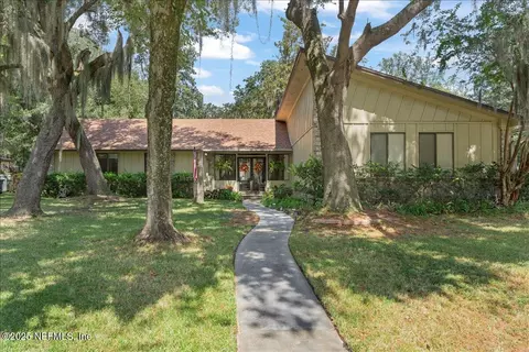 5263 Magnolia Oaks Ln, Jacksonville, FL 32210