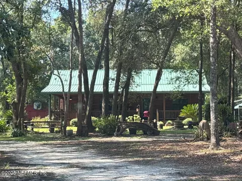 10890 J D Smith Trl, Glen Saint Mary, FL 32040