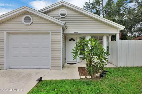 9944 Somerset Grove Ln, Jacksonville, FL 32222