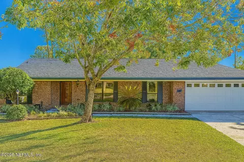 1586 Bristol Pl, Orange Park, FL 32073