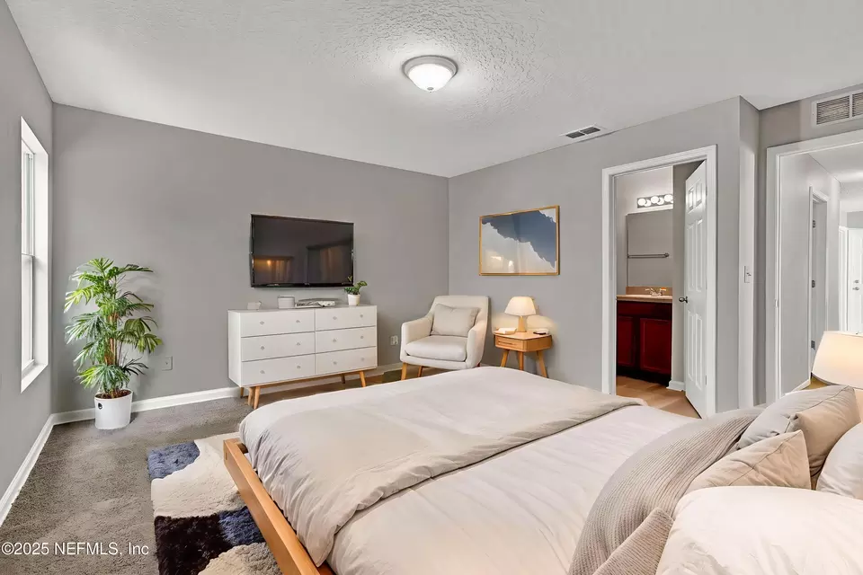 Bedroom - 8437 India Ave, Jacksonville, FL 32211 photo 1 of 4