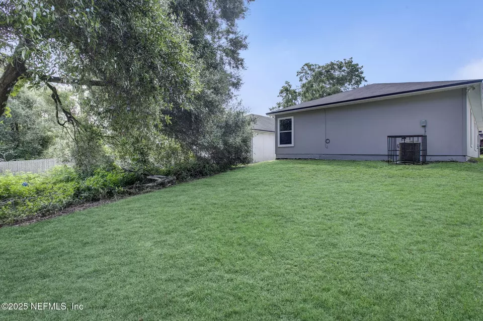 Exterior - 8437 India Ave, Jacksonville, FL 32211 photo 2 of 2