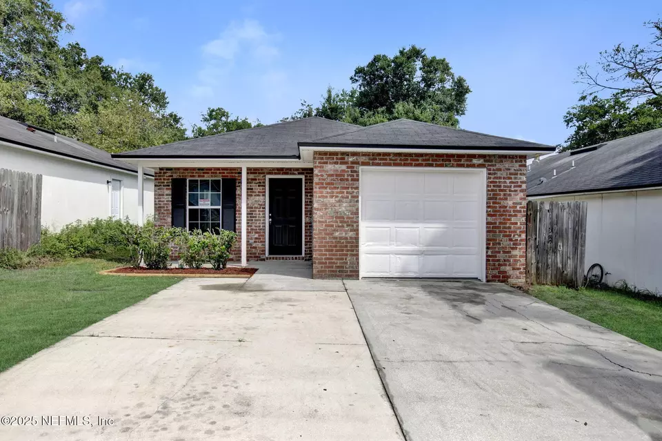Exterior - 8437 India Ave, Jacksonville, FL 32211 photo 1 of 2