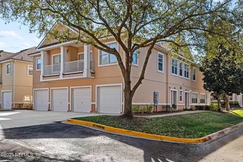 1731 Forest Lake Cir W #2, Jacksonville, FL 32225
