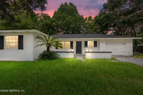 949 Salzedo Ave, Saint Augustine, FL 32086