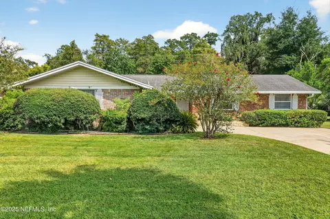 1261 Lamanto Ave E, Jacksonville, FL 32211