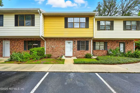 504 Kettering Way, Orange Park, FL 32073